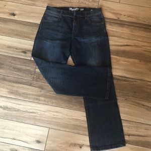 Men’s slim boot jeans
